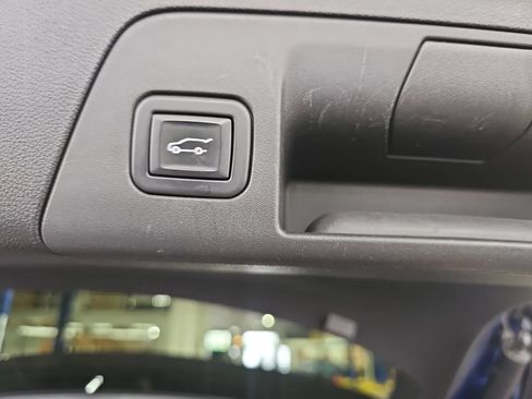 Certified 2023 Buick Envision Avenir AWD/4WD image 17