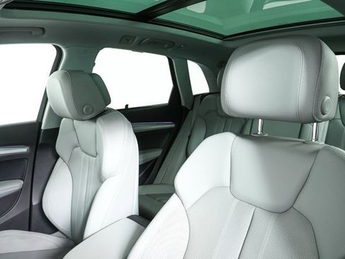 Used 2018 Audi Q5 Prestige image 5