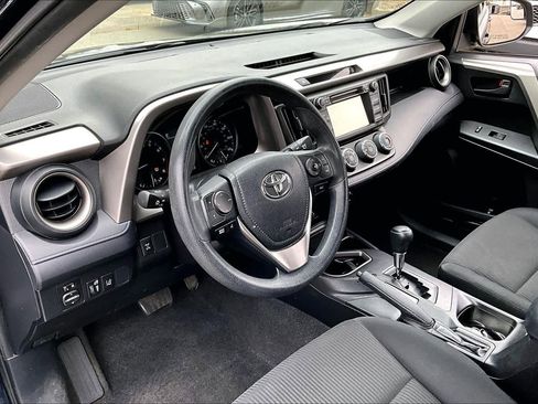 Certified 2017 Toyota RAV4 LE image 17