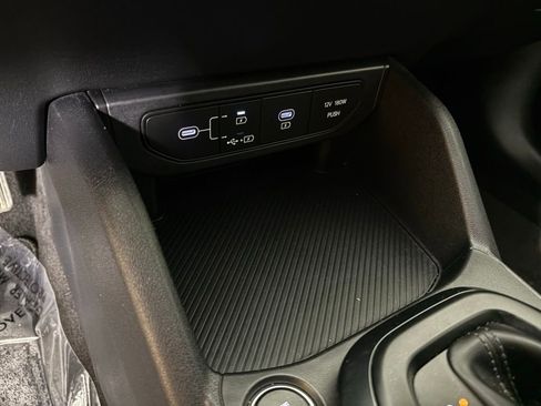 New 2025 Kia K4 LXS image 27