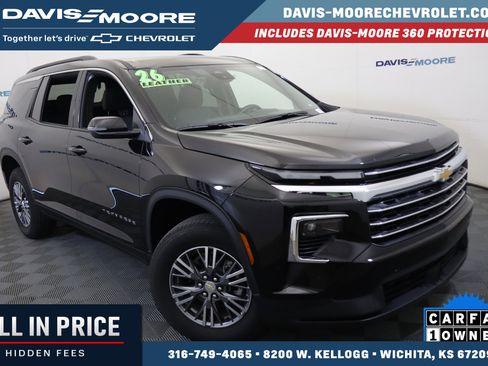 Used 2026 Chevrolet Traverse LT AWD/4WD image 1
