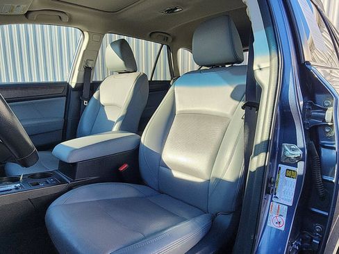 Used 2018 Subaru Outback 2.5i Limited image 22