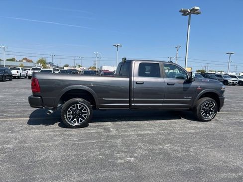 Used 2025 RAM 2500 Limited image 8
