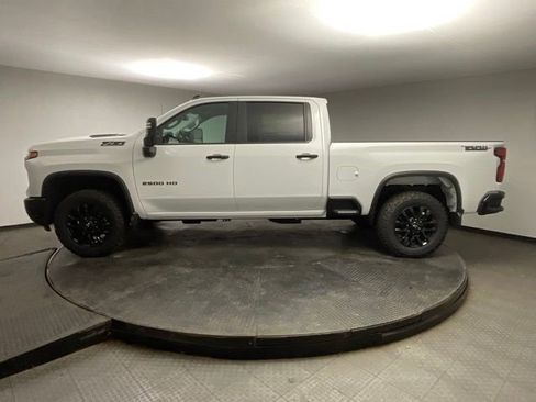 New 2026 Chevrolet Silverado 2500 LT w/ Trail Boss Package AWD/4WD image 4