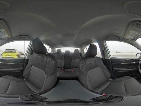 Used 2025 Toyota Camry LE image 41