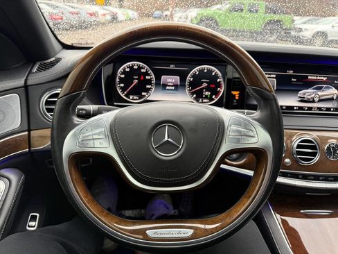 Used 2015 Mercedes-Benz S 550 Sedan image 22