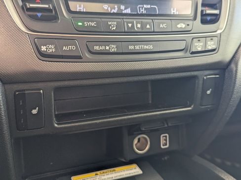 Used 2023 Honda Passport TrailSport image 29