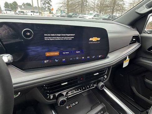 New 2026 Chevrolet Suburban Z71 w/ Comfort Package image 23