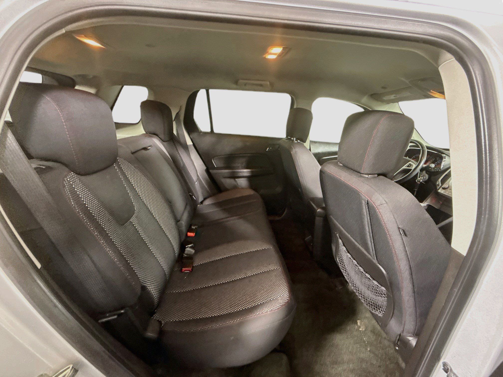Used 2011 GMC Terrain SLE FWD image 26