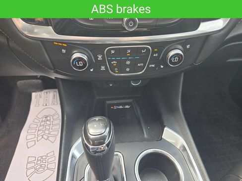 Used 2019 Chevrolet Traverse Premier w/ Redline Edition AWD/4WD image 23