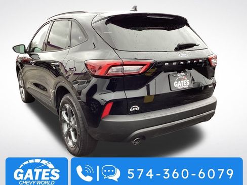 Used 2025 Ford Escape ST-Line image 7