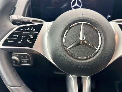 Certified 2025 Mercedes-Benz GLB 250 image 11