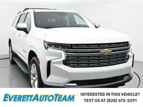 Used 2024 Chevrolet Suburban Premier w/ Premium Package AWD/4WD image 1