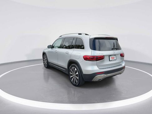 Used 2022 Mercedes-Benz GLB 250 4MATIC image 6