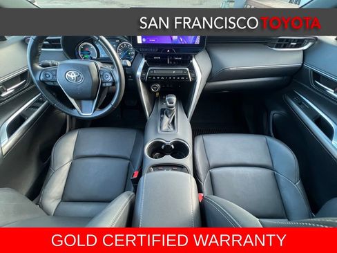 Certified 2023 Toyota Venza Nightshade image 25