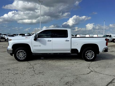 Used 2024 Chevrolet Silverado 2500 LTZ w/ LTZ Plus Package AWD/4WD image 10