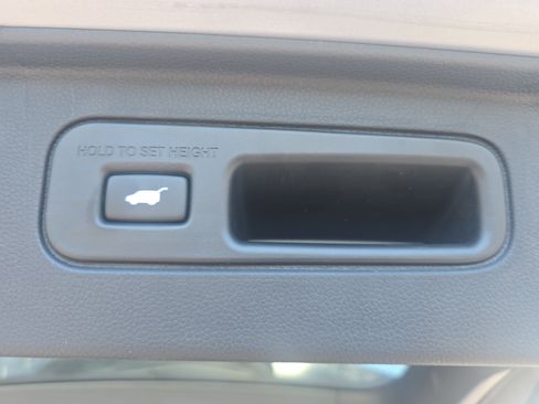 Used 2023 Honda Pilot EX-L image 13