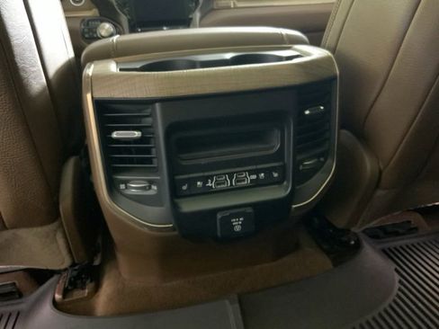 Used 2020 RAM 1500 Limited image 31