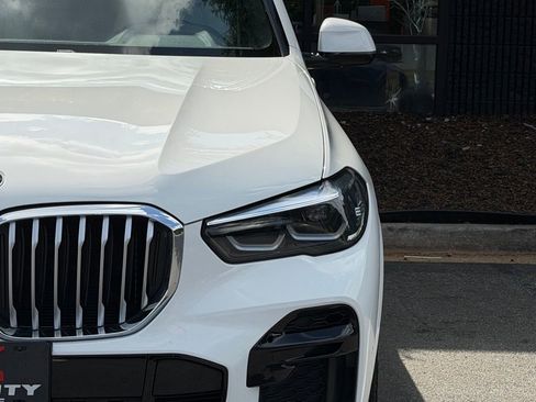 Used 2022 BMW X5 xDrive40i w/ M Sport Package AWD/4WD image 5