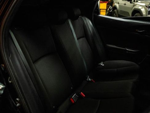 Used 2018 Honda Civic Sport image 11