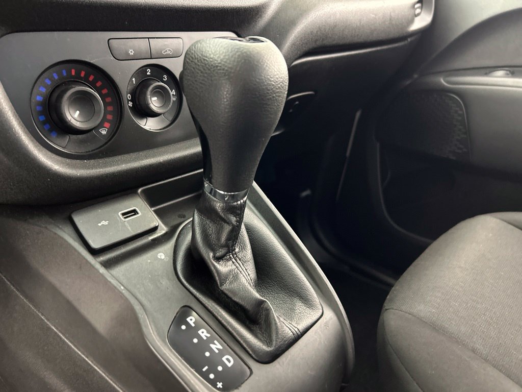 Used 2022 RAM ProMaster City Tradesman FWD image 15