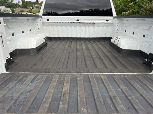 Used 2024 GMC Sierra 1500 Elevation image 10