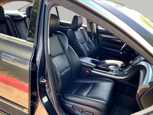 Used 2012 Acura TL w/ Technology Package FWD image 9
