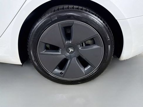 Used 2023 Tesla Model 3 Standard Range RWD image 30