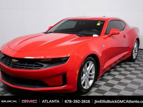 Used 2019 Chevrolet Camaro LT image 18