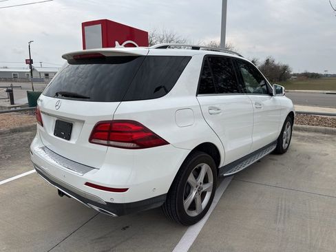Used 2018 Mercedes-Benz GLE 350 image 3