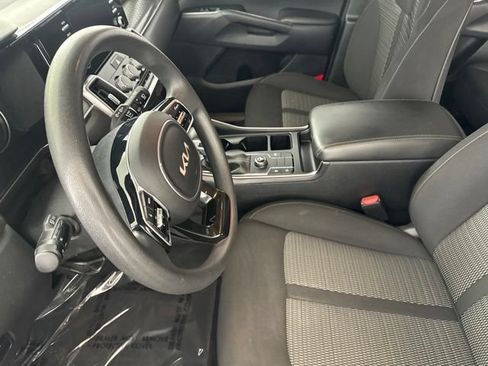 Certified 2023 Kia Sorento LX FWD image 22