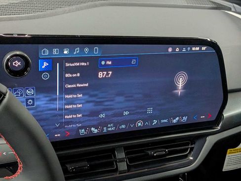 New 2026 Chevrolet Equinox EV RS image 30