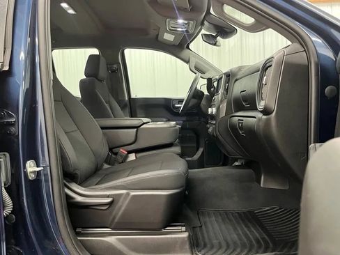 Used 2023 GMC Sierra 1500 Pro w/ X31 Off-Road Package AWD/4WD image 10