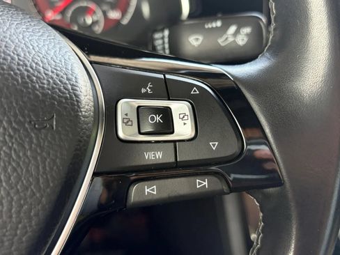 Used 2019 Volkswagen Jetta R-Line FWD image 31