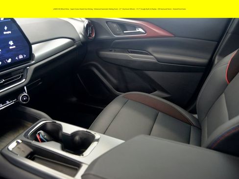 Certified 2024 Chevrolet Equinox EV RS image 26