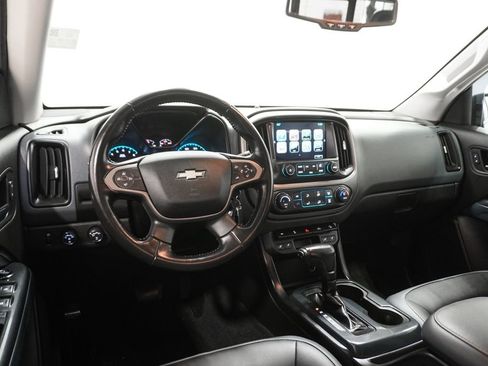 Used 2018 Chevrolet Colorado Z71 image 17