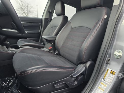 Used 2024 Mitsubishi Outlander Sport S image 23