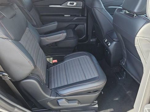 New 2026 Ford Explorer ST-Line w/ ST-Line Street Pack RWD image 10
