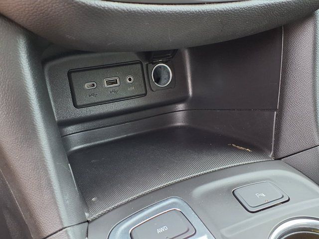 Used 2024 Chevrolet Equinox LT AWD/4WD image 9