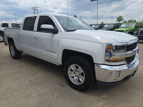 Used 2017 Chevrolet Silverado 1500 LT w/ All Star Edition AWD/4WD image 16