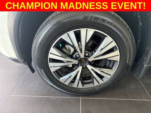 Used 2021 Nissan Rogue SV image 7