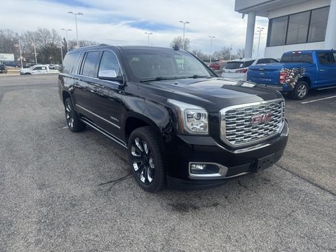 Used 2018 GMC Yukon XL Denali w/ Denali Ultimate Package image 1
