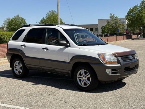 Used 2007 Kia Sportage LX w/ Sport Pkg AWD/4WD image 6