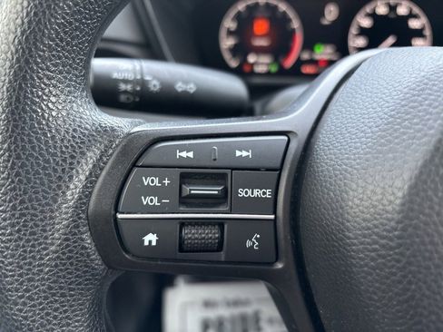 Used 2023 Honda CR-V LX image 14