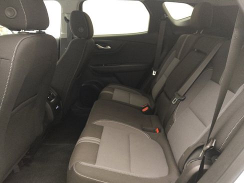 Used 2024 Chevrolet Blazer LT w/ Convenience Package FWD image 18