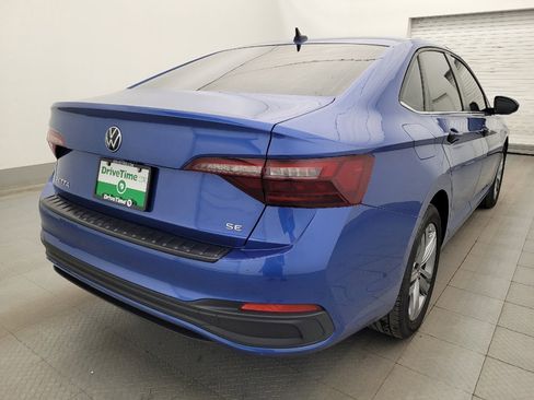 Used 2023 Volkswagen Jetta SE FWD image 7