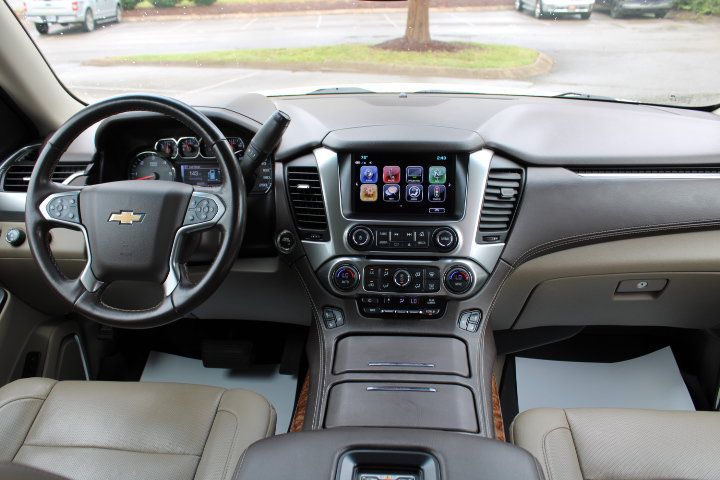 Used 2019 Chevrolet Tahoe Premier AWD/4WD image 17