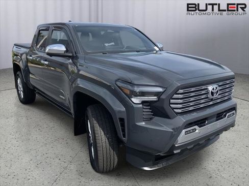 Certified 2024 Toyota Tacoma Limited w/ Limited Package (LT) AWD/4WD image 7