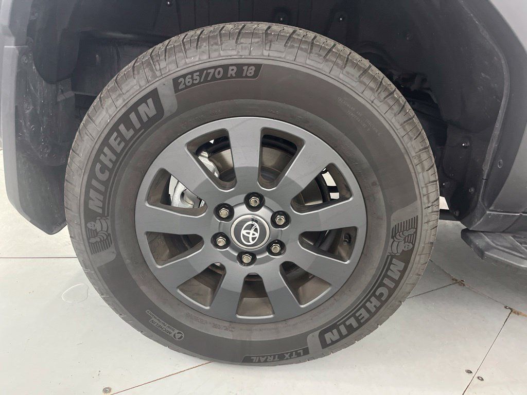 Used 2025 Toyota Land Cruiser w/ Premium Package AWD/4WD image 16