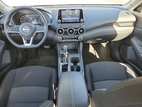 Used 2025 Nissan Sentra SV image 11